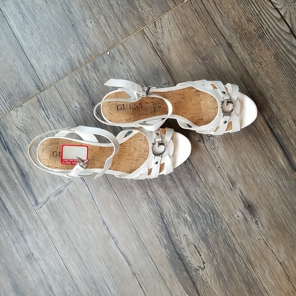 GUESS SANDALS,  SZ 10 - Picture 2 of 4